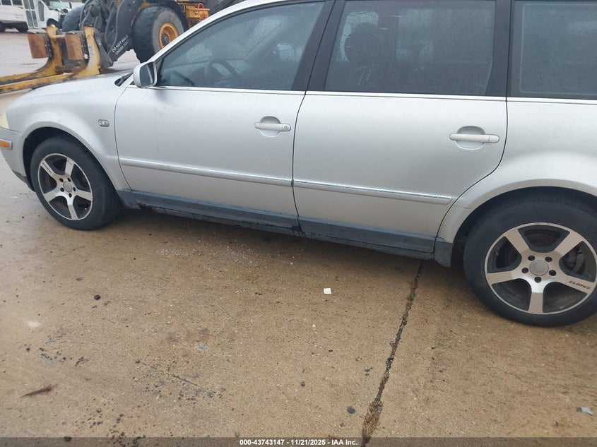 WVWYH63B42E098533 2002 VOLKSWAGEN PASSAT photo no. 12