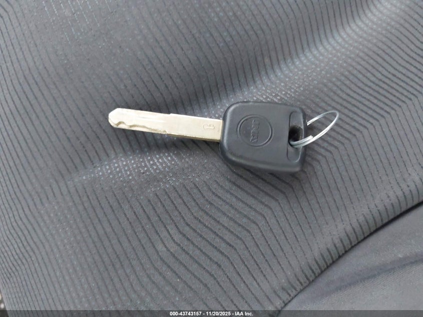 2009 Honda Fit VIN: JHMGE88279C001807 Lot: 43743157