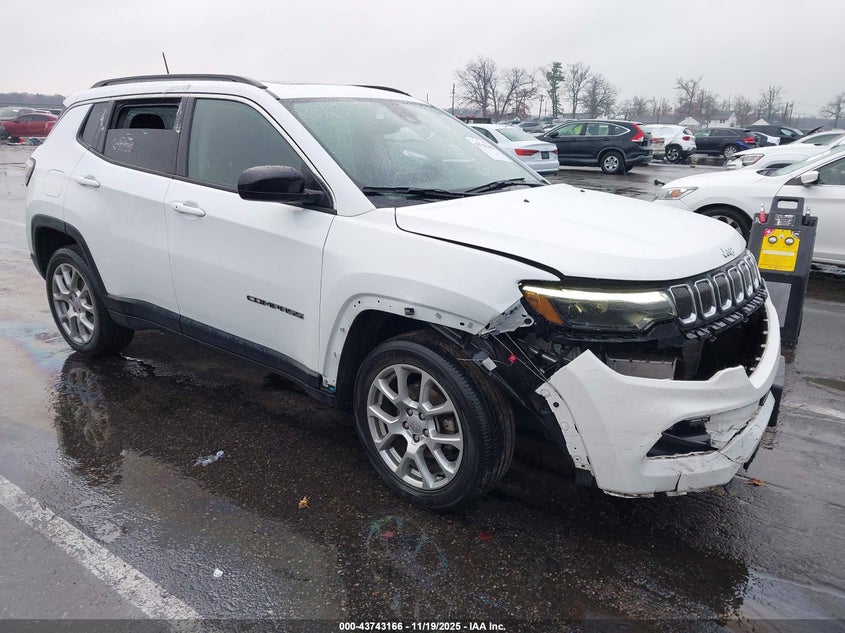 JEEP COMPASS LATITUDE LUX 4X4