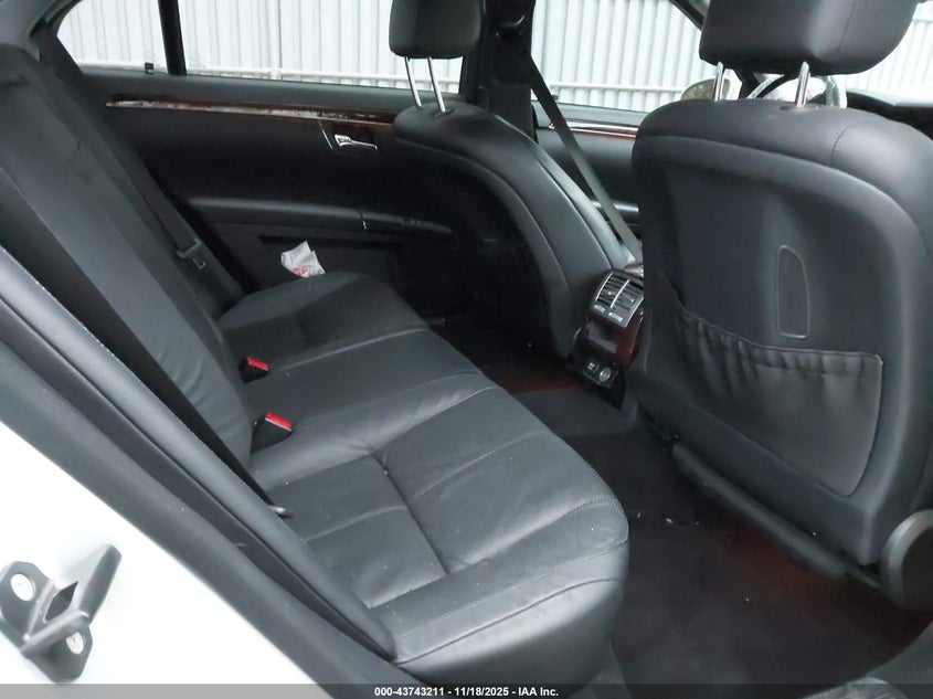 2007 Mercedes-Benz S 550 VIN: WDDNG71X87A033120 Lot: 43743211