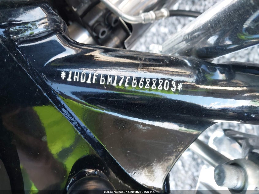 2014 Harley-Davidson Flhr Road King VIN: 1HD1FBM17EB688803 Lot: 43743235