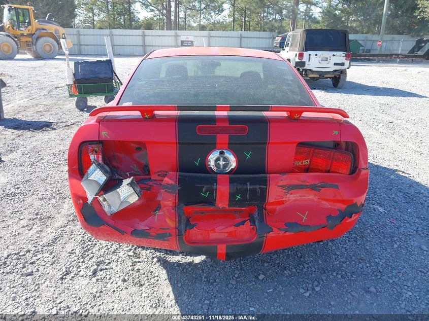 2008 Ford Mustang V6 Deluxe/V6 Premium VIN: 1ZVHT80N085109316 Lot: 43743251