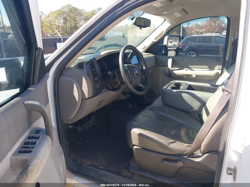 2GTEK13C281255762 2008 GMC SIERRA photo no. 5