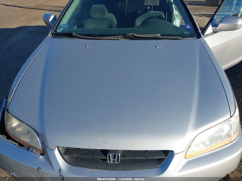 2000 Honda Accord 2.3 Ex VIN: 1HGCG3172YA009764 Lot: 43743296