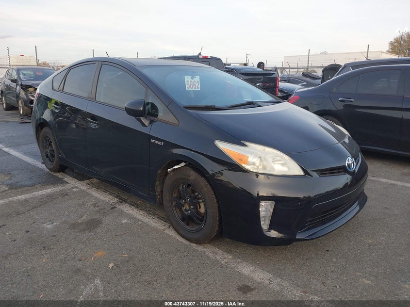 TOYOTA PRIUS THREE
