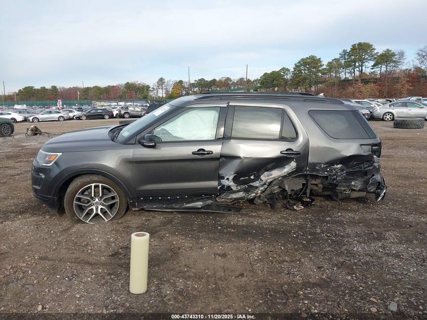 1FM5K8GTXJGA85481 2018 FORD EXPLORER photo no. 13