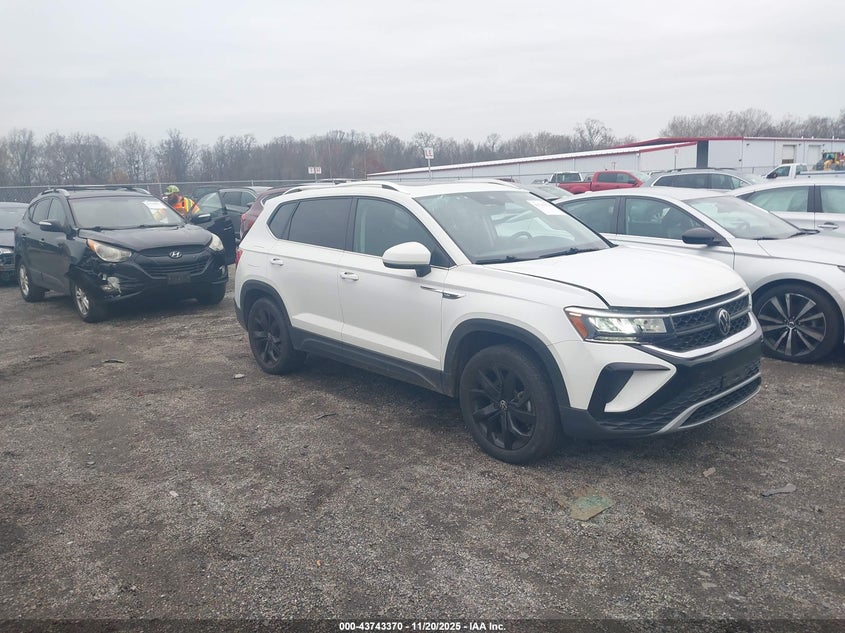 VOLKSWAGEN TAOS 1.5T SE