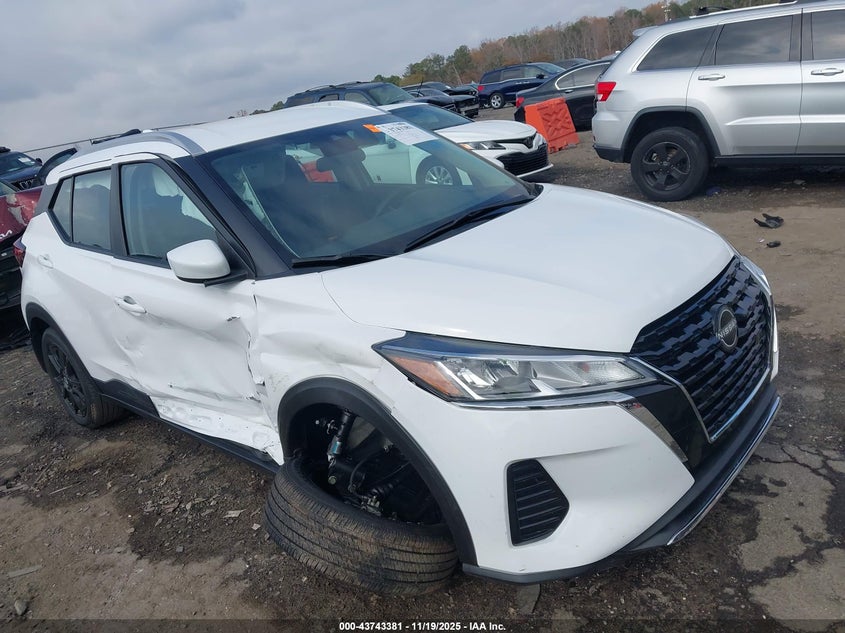 NISSAN KICKS SV XTRONIC CVT