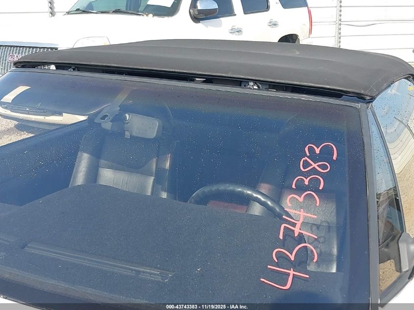 1992 Cadillac Allante VIN: 1G6VS3387NU125826 Lot: 43743383