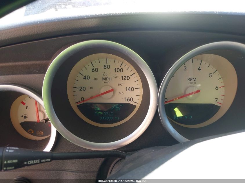 2005 Dodge Magnum Rt VIN: 2D4GV58275H641042 Lot: 43743388