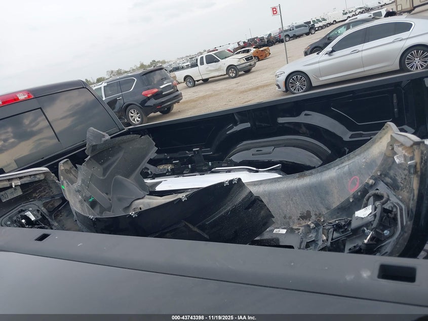 2026 Ram 3500 Tradesman 4X4 8' Box VIN: 3C63RRGL7TG151335 Lot: 43743398