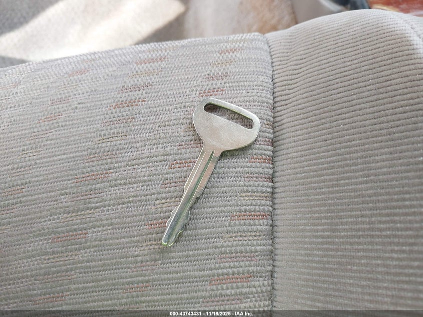 1997 Toyota 4Runner Sr5 V6 VIN: JT3HN86R9V0129777 Lot: 43743431