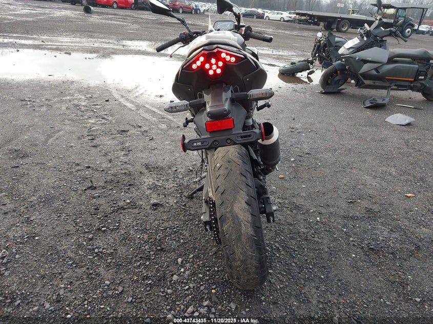 2025 Kawasaki Er500 VIN: ML5ERGF10SDA71034 Lot: 43743435