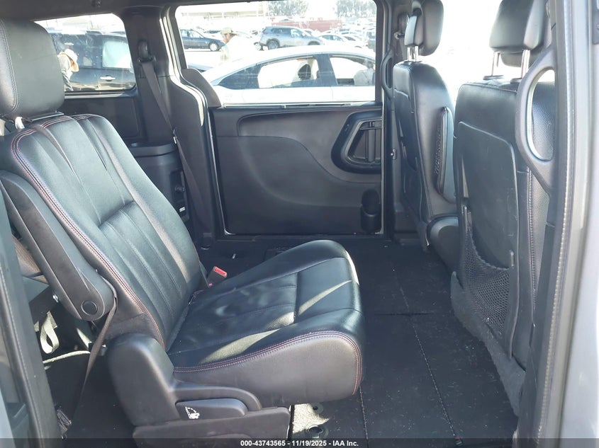 2018 Dodge Grand Caravan Gt VIN: 2C4RDGEG0JR242224 Lot: 43743565