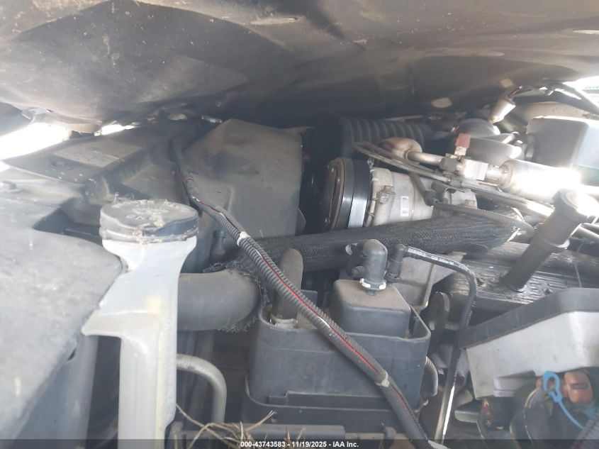 1999 Chevrolet Tahoe Ls VIN: 1GNEK13R0XR102590 Lot: 43743583