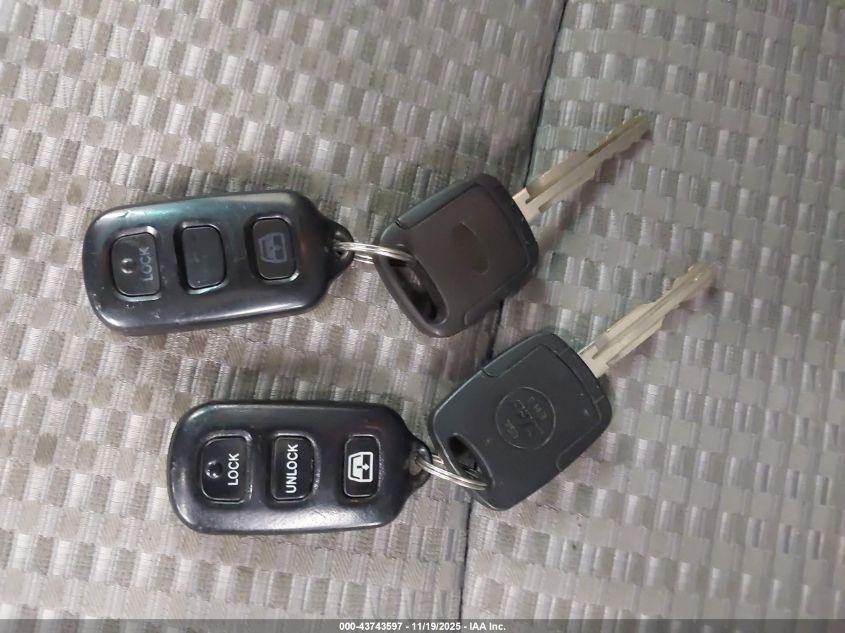 2006 Toyota 4Runner Sr5 V8 VIN: JTEBT14R960059602 Lot: 43743597