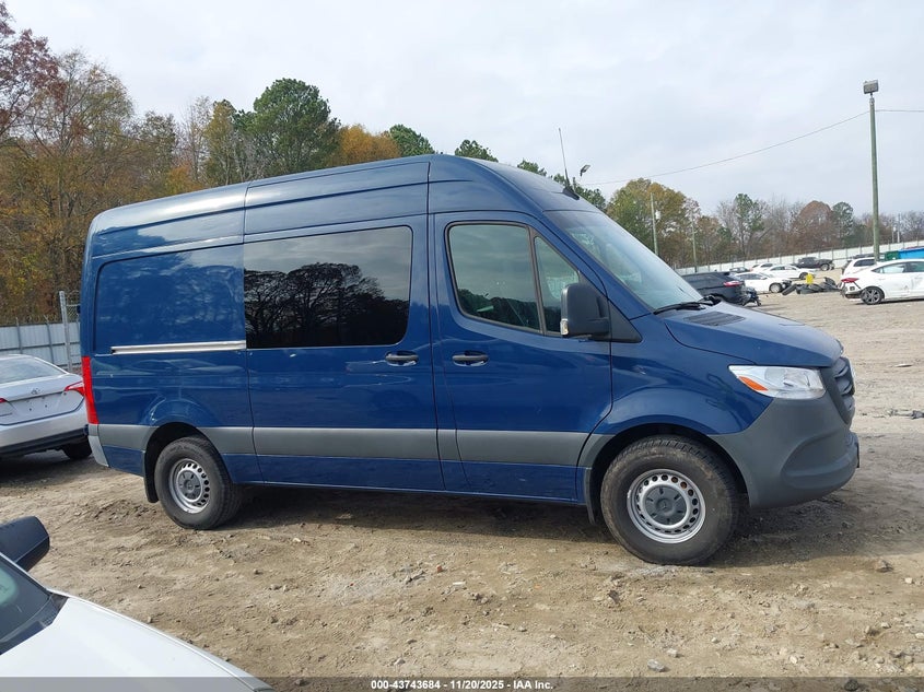 2023 Mercedes-Benz Sprinter 2500 Standard Roof 4-Cyl Gas VIN: W1W40BHY0PT129277 Lot: 43743684