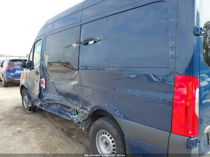 2023 Mercedes-Benz Sprinter 2500 Standard Roof 4-Cyl Gas VIN: W1W40BHY0PT129277 Lot: 43743684
