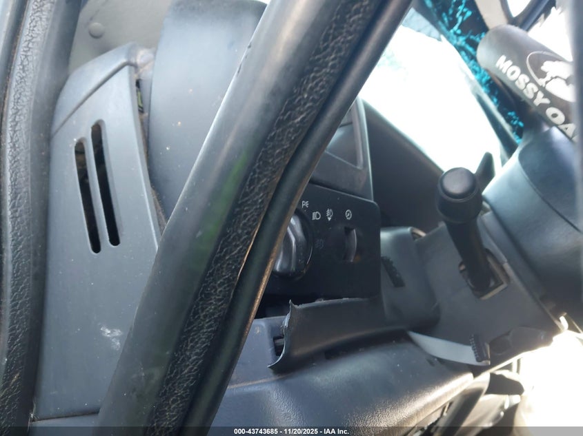 2001 Ford F-350 Lariat/Xl/Xlt VIN: 1FTSX31F21EB24574 Lot: 43743685