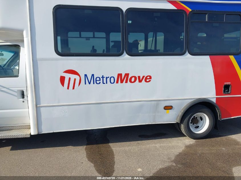 2018 Ford E-450 Cutaway VIN: 1FDFE4FS5JDC36323 Lot: 43743739