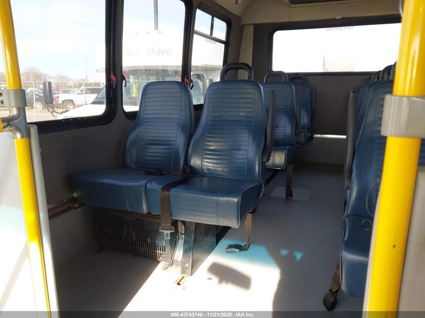 2018 Ford E-350 Cutaway VIN: 1FDEE3FS6JDC33159 Lot: 43743740