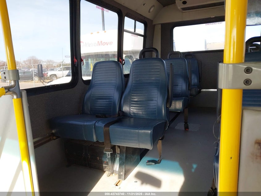 2018 Ford E-350 Cutaway VIN: 1FDEE3FS6JDC33159 Lot: 43743740