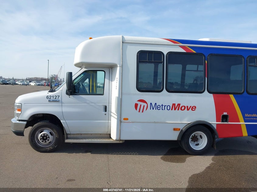 2018 Ford E-350 Cutaway VIN: 1FDEE3FS0JDC33156 Lot: 43743741