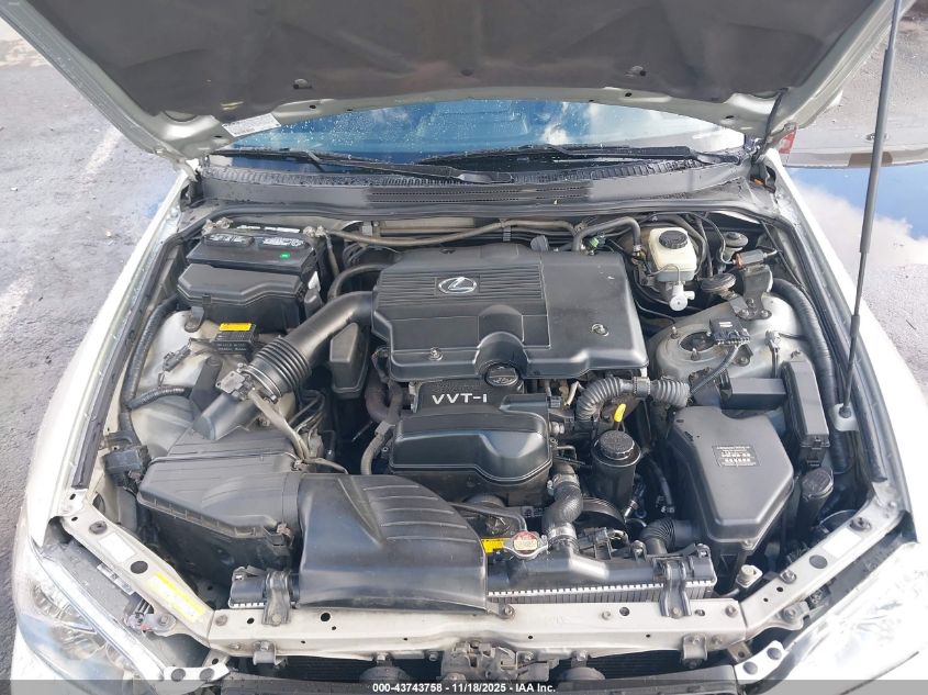 2003 Lexus Is 300 Base W/5-Speed Manual VIN: JTHBD192930075211 Lot: 43743758