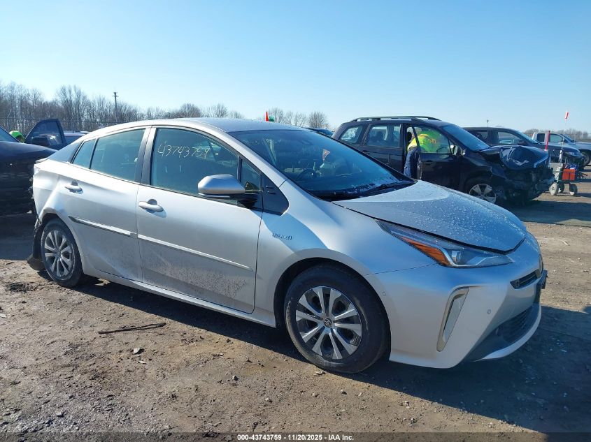 TOYOTA PRIUS XLE