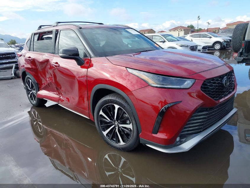 TOYOTA HIGHLANDER XSE