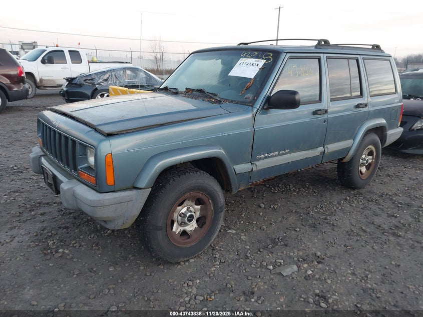 1J4FF68S7XL578830 1999 JEEP CHEROKEE photo no. 2
