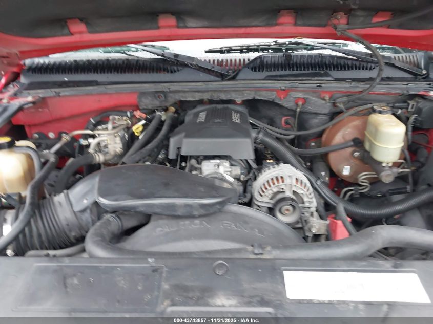 2000 Chevrolet Suburban 1500 Ls VIN: 3GNFK16T9YG135522 Lot: 43743857