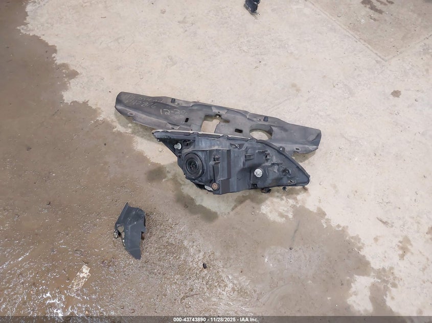 2011 Honda Cr-V Ex VIN: 5J6RE4H52BL067744 Lot: 43743890