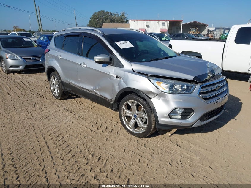 FORD ESCAPE TITANIUM