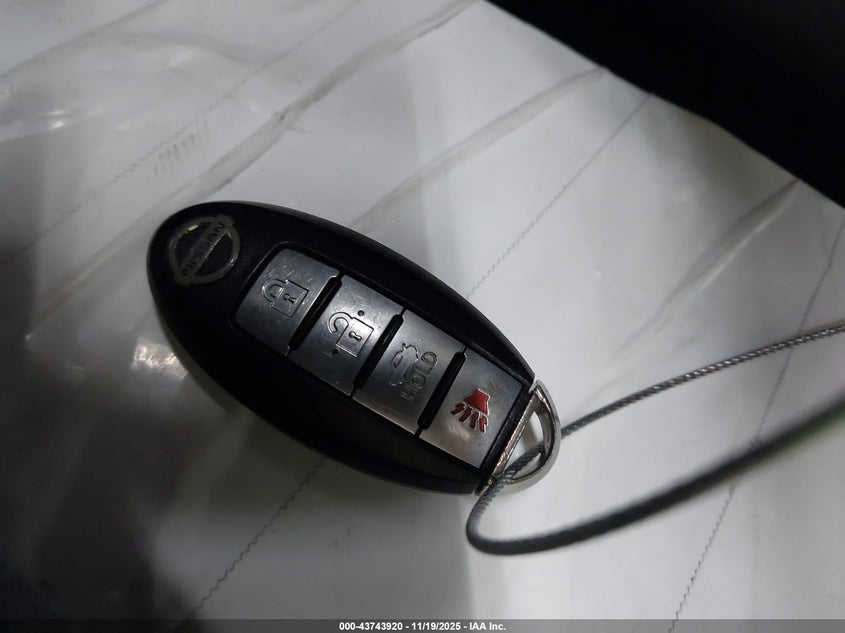 2011 Nissan Sentra 2.0Sr VIN: 3N1AB6AP9BL700332 Lot: 43743920