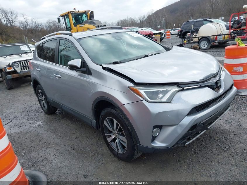 TOYOTA RAV4 XLE