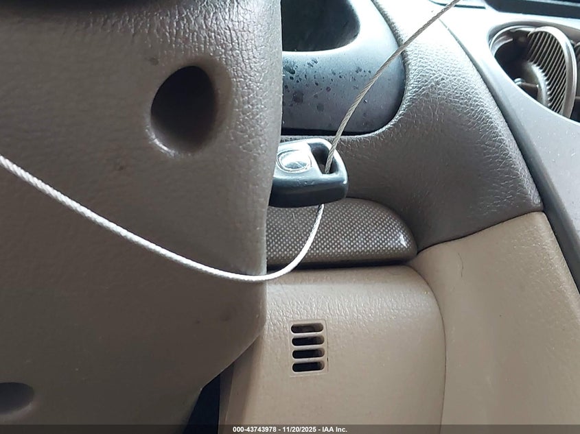 2004 Mazda Mazda6 S VIN: 1YVFP82D645N75775 Lot: 43743978