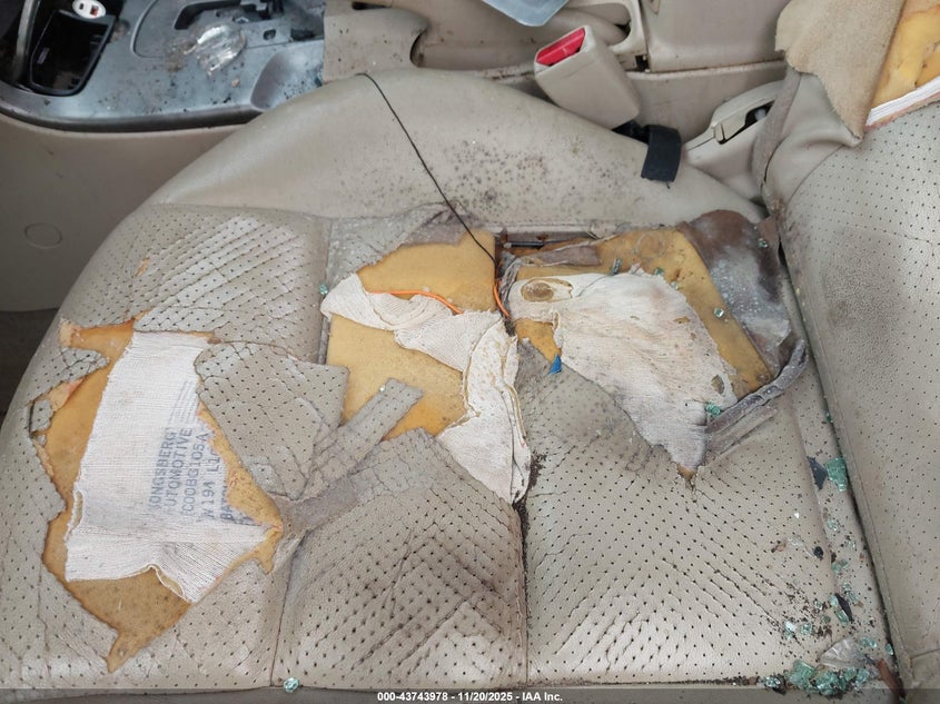 2004 Mazda Mazda6 S VIN: 1YVFP82D645N75775 Lot: 43743978