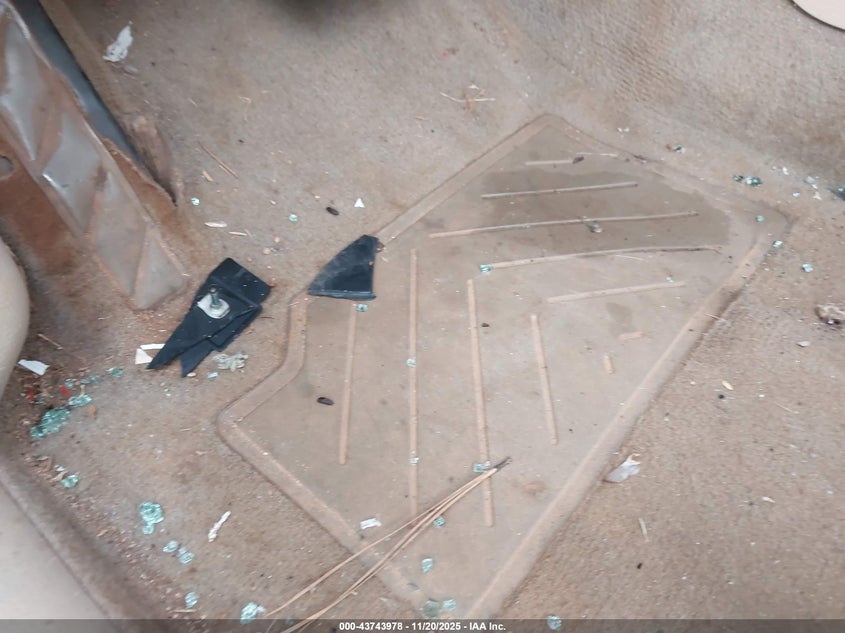 2004 Mazda Mazda6 S VIN: 1YVFP82D645N75775 Lot: 43743978