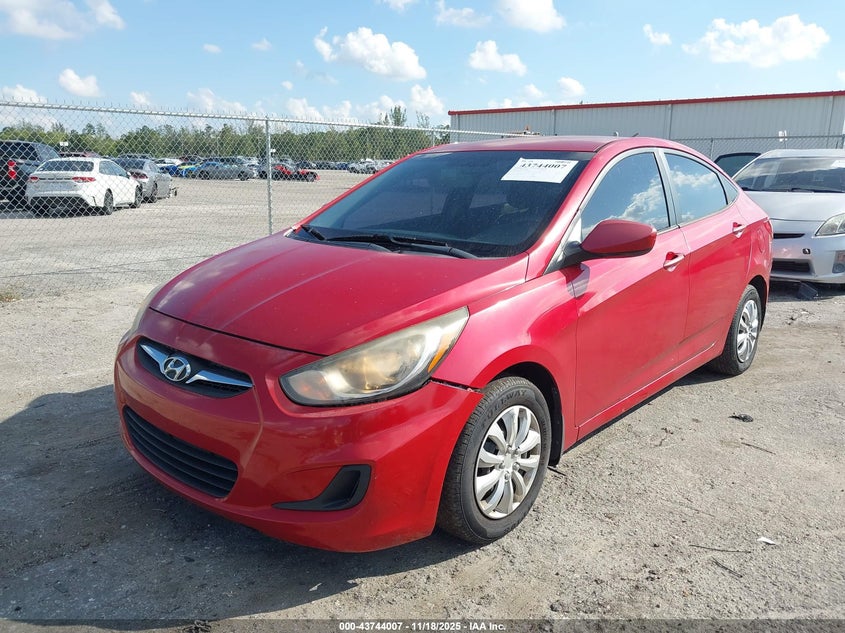 2013 Hyundai Accent Gls VIN: KMHCT4AE3DU440925 Lot: 43744007