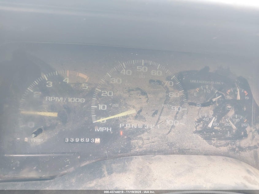 1995 Chevrolet Gmt-400 K1500 VIN: 1GCEK19K4SE218734 Lot: 43744019