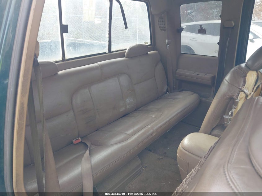 1995 Chevrolet Gmt-400 K1500 VIN: 1GCEK19K4SE218734 Lot: 43744019