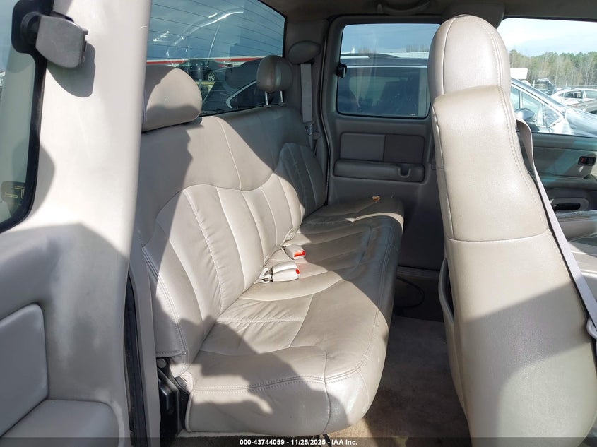 2001 Chevrolet Silverado 1500 Lt VIN: 1GCEK19T81E143835 Lot: 43744059