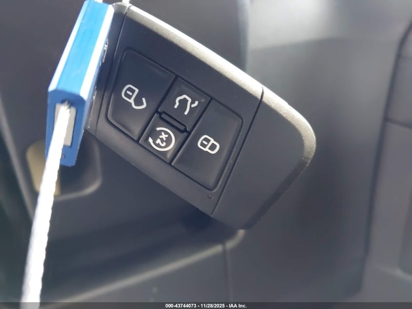 2025 Volkswagen Taos 1.5T Se VIN: 3VVEC7B24SM042371 Lot: 43744073