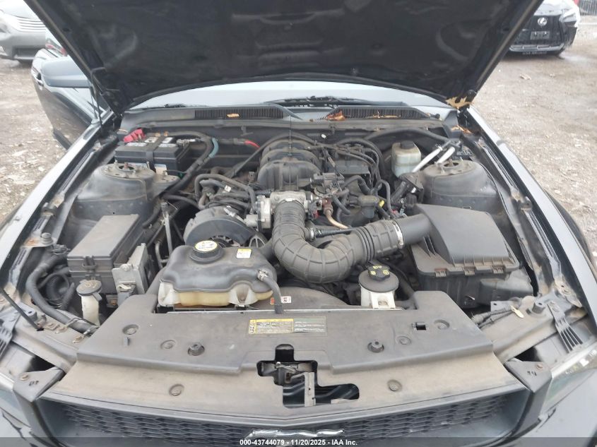 2005 Ford Mustang V6 Deluxe/V6 Premium VIN: 1ZVFT80N755187546 Lot: 43744079