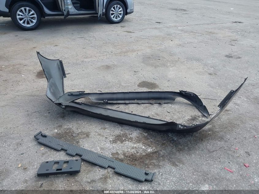 2023 Toyota Camry Le VIN: 4T1C11AKXPU799087 Lot: 43744086