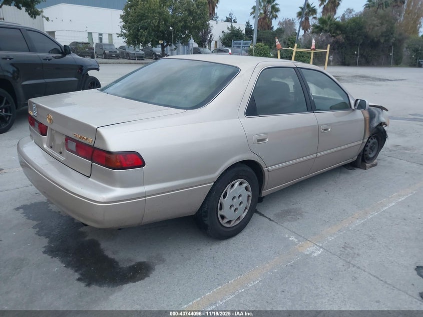 JT2BG22K6V0090317 1997 TOYOTA CAMRY photo no. 4