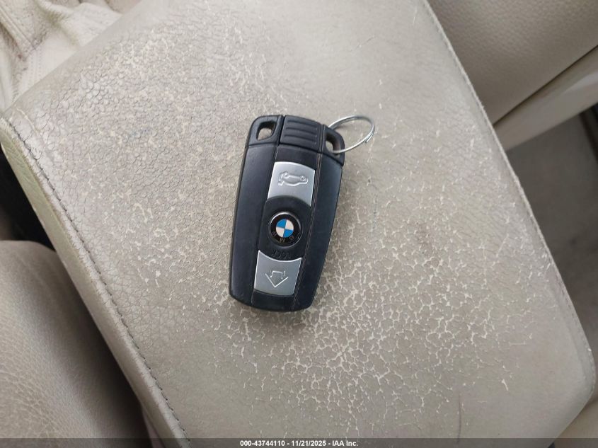 2008 BMW 335I VIN: WBAWB73528P040360 Lot: 43744110