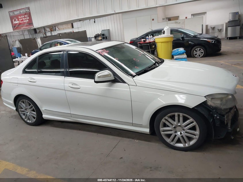 2009 Mercedes-Benz C 300 Sport VIN: WDDGF54X19R069697 Lot: 43744112