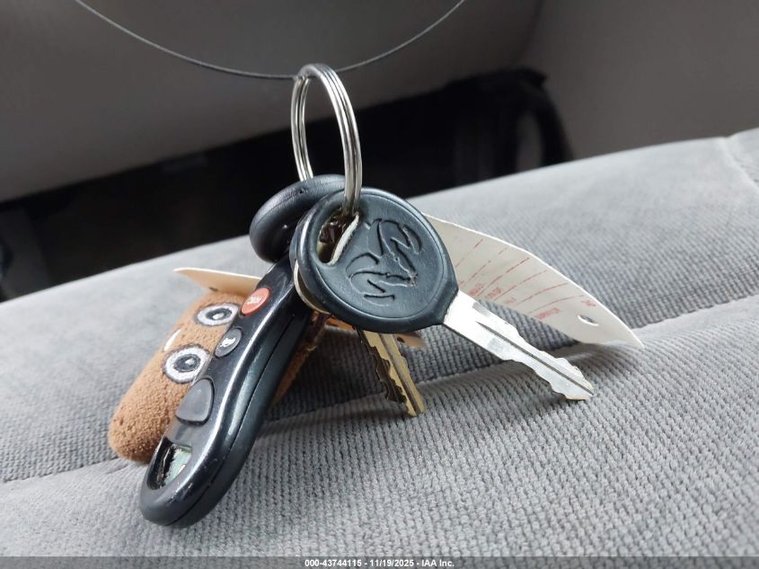 2004 Dodge Intrepid Es/Sxt VIN: 2B3HD56G44H619065 Lot: 43744115